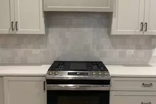 2543 W Iowa St, Chicago, IL 60622 - Photo 7