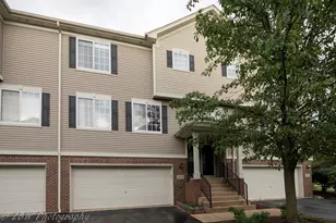 1890 Fredericksburg Ln, Aurora, IL 60503 - Photo 1