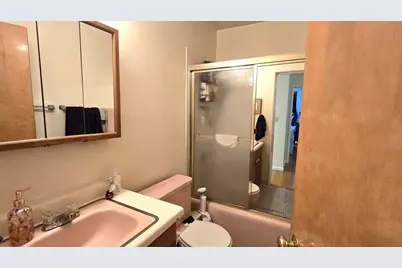 1401 W Warner Avenue #2B, Chicago, IL 60613 - Photo 13