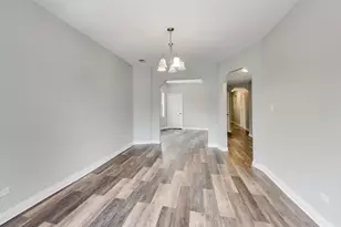 5938 S Indiana Ave, Chicago, IL 60637 - Photo 3