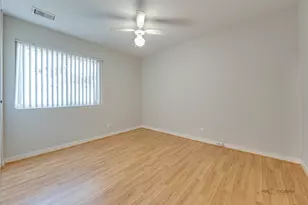 9 Oak Creek Dr, Buffalo Grove, IL 60089 - Photo 23