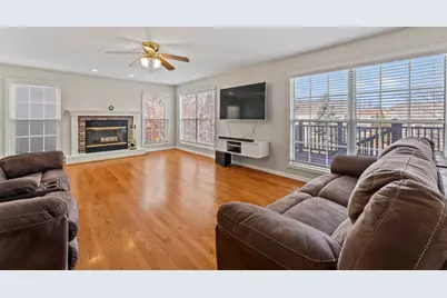 1460 Lancaster Lane, Algonquin, IL 60102 - Photo 7