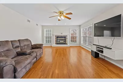 1460 Lancaster Lane, Algonquin, IL 60102 - Photo 9