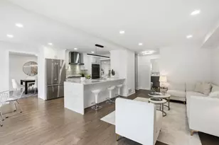 6850 Latrobe Ave, Skokie, IL 60077 - Photo 9