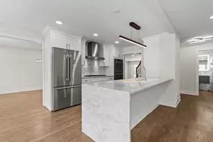 6850 Latrobe Ave, Skokie, IL 60077 - Photo 5