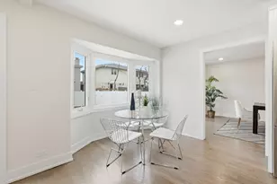 6850 Latrobe Ave, Skokie, IL 60077 - Photo 15