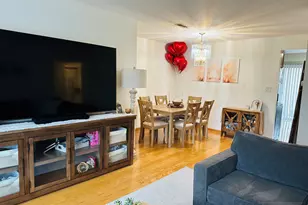 9340 Hamilton Ct, Des Plaines, IL 60016 - Photo 11