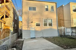 6228 N Artesian Ave, Chicago, IL 60659 - Photo 43