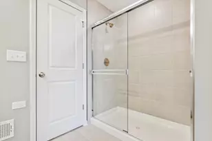 228 Piper Glen Ave, Oswego, IL 60543 - Photo 23