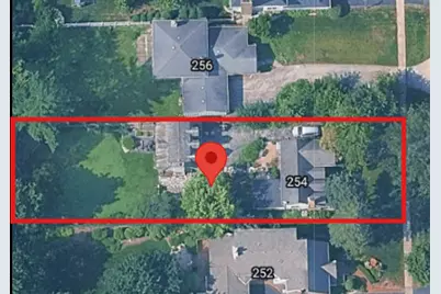 254 Coe Road, Clarendon Hills, IL 60514 - Photo 1