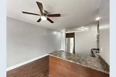 4031 N Kenmore Avenue #204, Chicago, IL 60613 - Photo 5