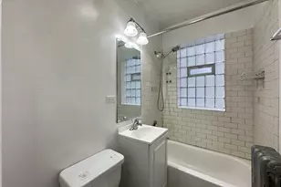 4031 N Kenmore Ave, Chicago, IL 60613 - Photo 19