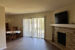 1607 Thames Ct, Wheaton, IL 60189 - Photo 3