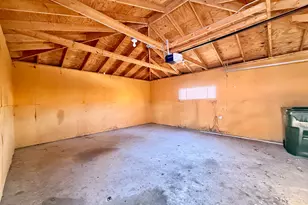 14525 Dobson Ave, Dolton, IL 60419 - Photo 17