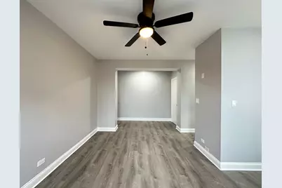 4031 N Kenmore Avenue #414, Chicago, IL 60613 - Photo 11