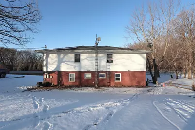 1950 E Old Pine Bluff Road, Morris, IL 60450 - Photo 5