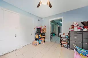 2527 S Harding Ave, Chicago, IL 60623 - Photo 7