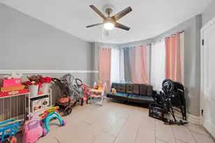 2527 S Harding Ave, Chicago, IL 60623 - Photo 11