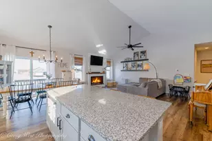 1015 Persimmon Dr, Genoa, IL 60135 - Photo 7