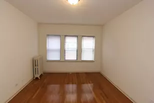 5746 N Winthrop Ave, Chicago, IL 60660 - Photo 7