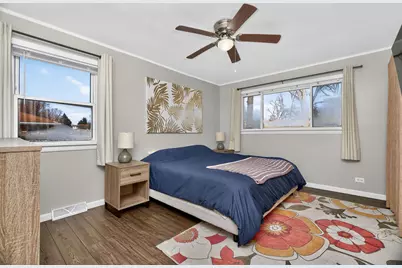 6935 W 115th Place, Worth, IL 60482 - Photo 13