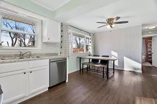 6935 W 115th Pl, Worth, IL 60482 - Photo 9