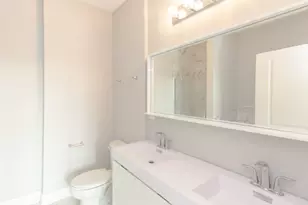 [Address not provided], Glenview, IL 60025 - Photo 13