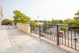 [Address not provided], Glenview, IL 60025 - Photo 15