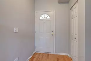 1655 Windward Ct, Naperville, IL 60563 - Photo 5