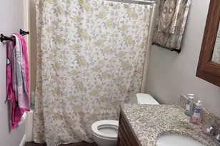 2006 Tracy Dr, Bloomington, IL 61704 - Photo 5