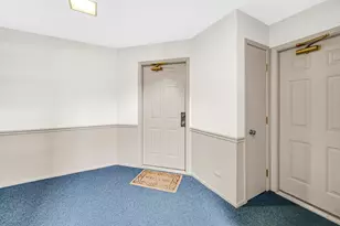 12 Aberdeen Ct, Schaumburg, IL 60194 - Photo 5