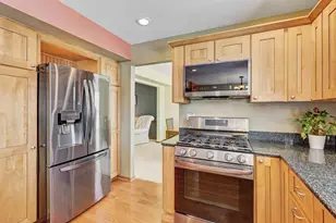 2308 Modaff Rd, Naperville, IL 60565 - Photo 9