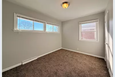 326 Clyde Avenue, Calumet City, IL 60409 - Photo 5