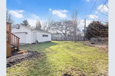 696 S Prospect Avenue, Elmhurst, IL 60126 - Photo 23
