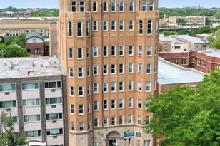 5860 N Kenmore Ave, Chicago, IL 60660 - Photo 1