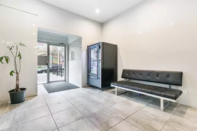 5860 N Kenmore Avenue #514, Chicago, IL 60660 - Photo 13