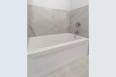 7237 S Exchange Avenue, Chicago, IL 60649 - Photo 19