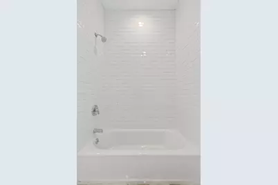 7237 S Exchange Avenue, Chicago, IL 60649 - Photo 15