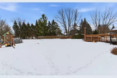 2001 Madison Avenue, Gurnee, IL 60031 - Photo 31