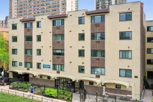 6001 N Kenmore Ave, Chicago, IL 60660 - Photo 1