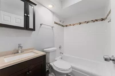 6001 N Kenmore Avenue #502, Chicago, IL 60660 - Photo 11