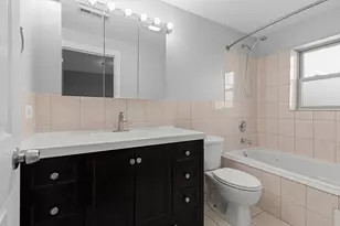 7367 N Ashland Blvd, Chicago, IL 60626 - Photo 11