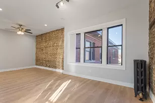 7421 N Clark St, Chicago, IL 60626 - Photo 5