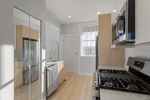 7421 N Clark St, Chicago, IL 60626 - Photo 3