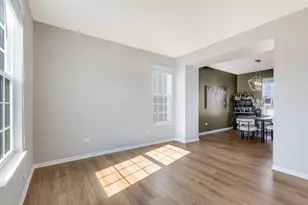 230 Whitney Dr, Elburn, IL 60119 - Photo 3