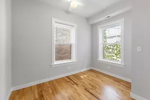 7456 N Greenview Ave, Chicago, IL 60626 - Photo 5