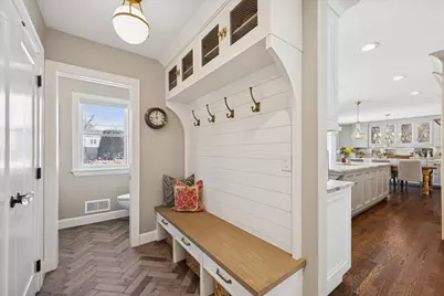 857 S Euclid Avenue, Elmhurst, IL 60126 - Photo 7