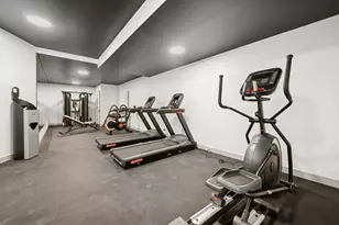 1335 W Estes Ave, Chicago, IL 60626 - Photo 5