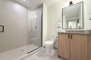 1335 W Estes Ave, Chicago, IL 60626 - Photo 25