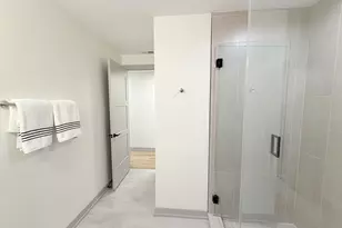 1335 W Estes Ave, Chicago, IL 60626 - Photo 27